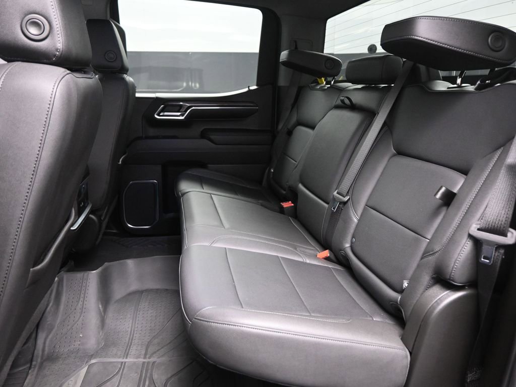 Used 2024 Chevrolet Silverado 1500 LTZ image 17