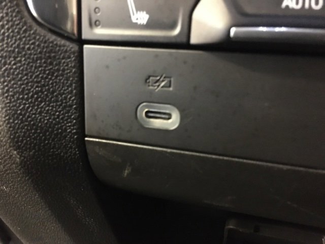 Used 2022 Chevrolet Tahoe LT w/ Luxury Package image 22