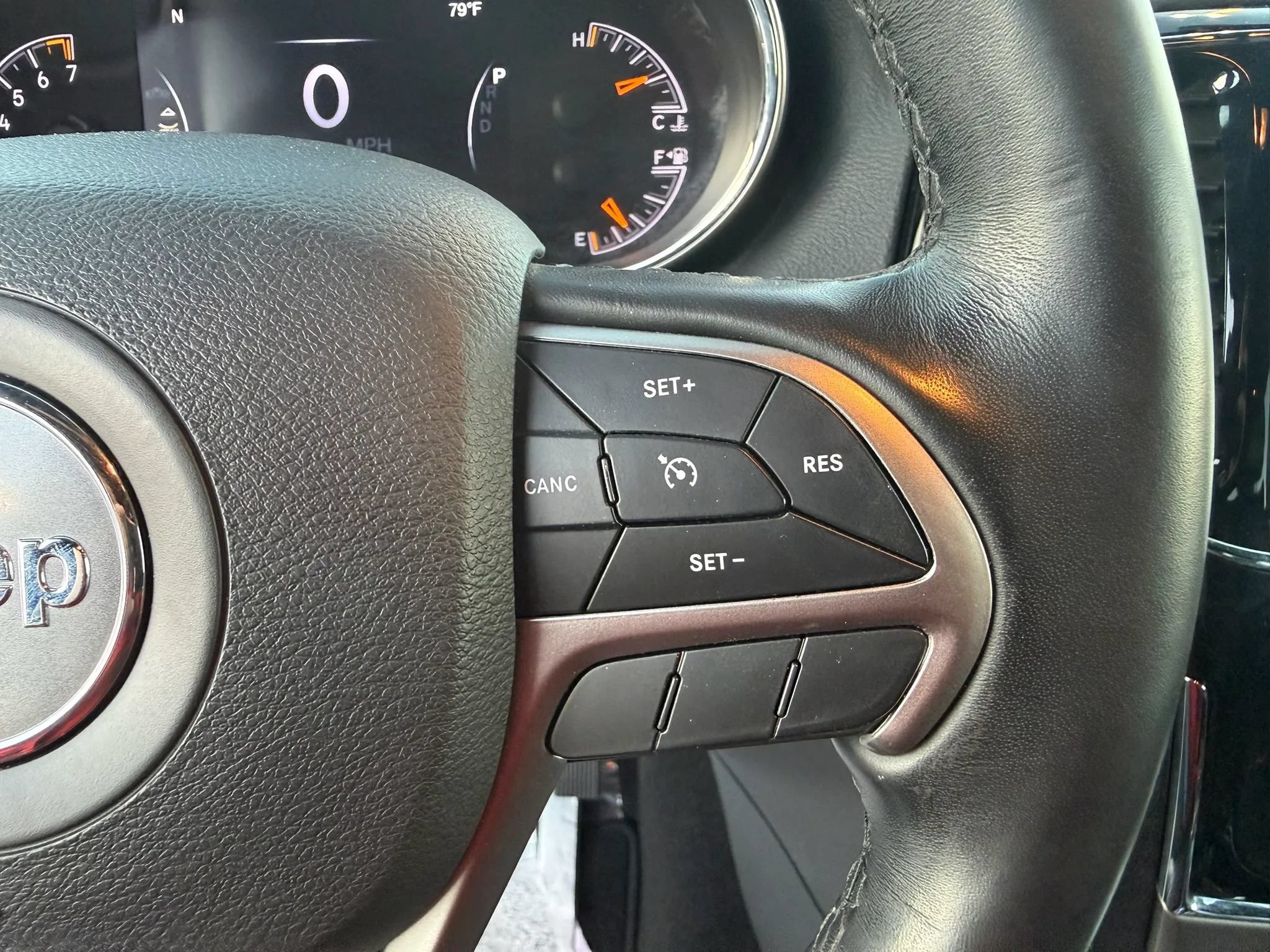 Used 2020 Jeep Grand Cherokee Altitude AWD/4WD image 22