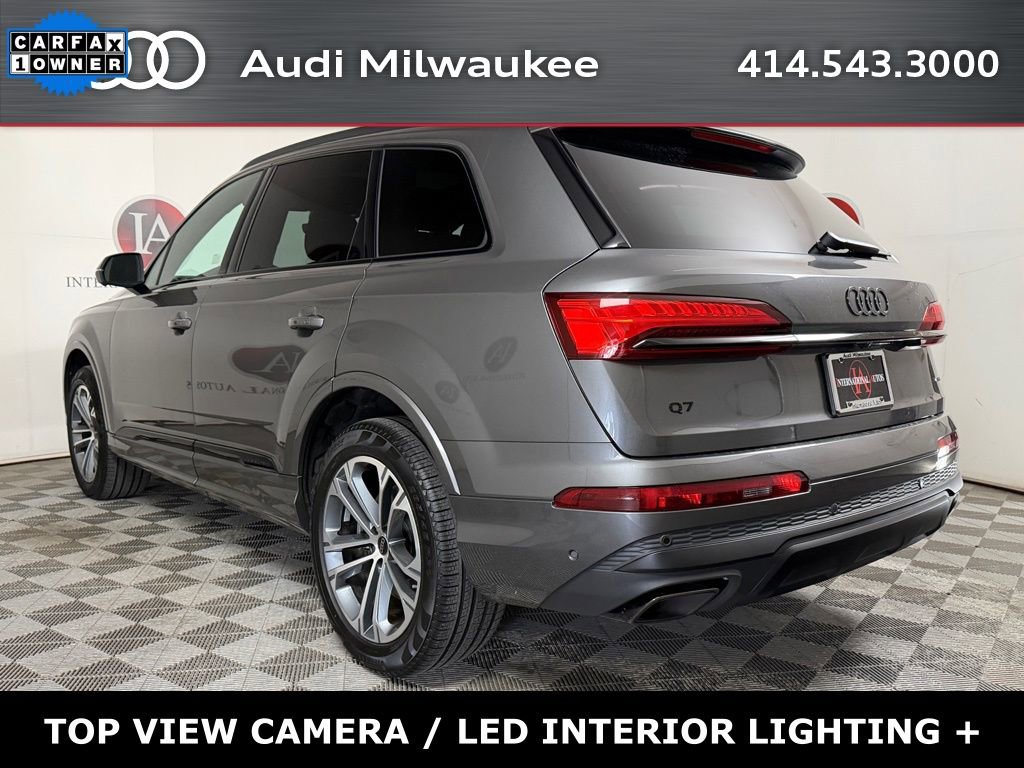 Used 2025 Audi Q7 2.0T Premium w/ Convenience Plus Package image 4