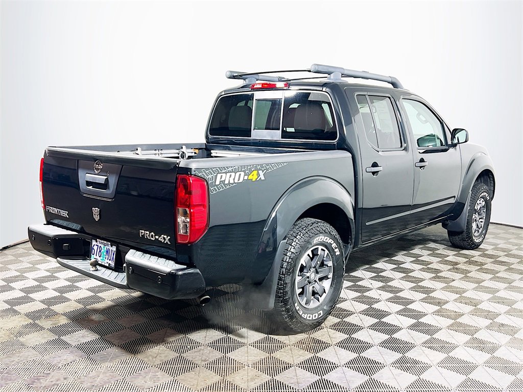 Used 2020 Nissan Frontier PRO-4X image 8