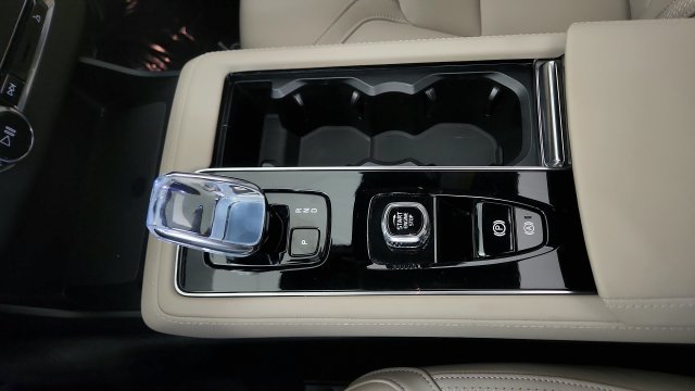Used 2026 Volvo XC90 B6 Plus AWD/4WD image 75