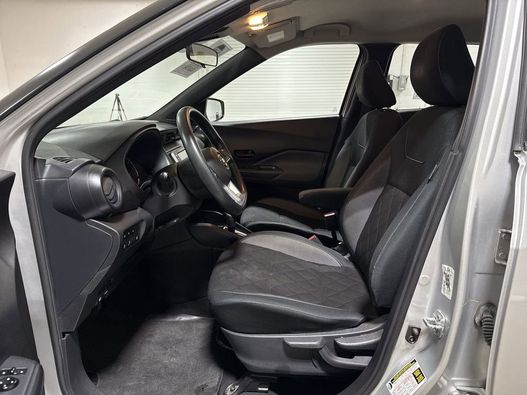 Used 2020 Nissan Kicks S FWD image 19