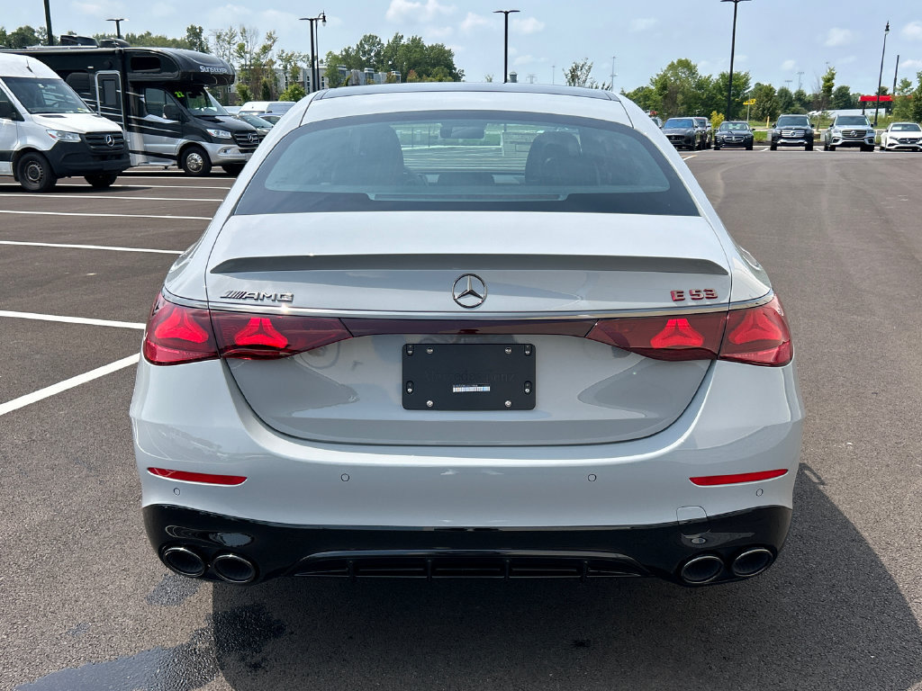 New 2027 Mercedes-Benz E 53 AMG e 4MATIC Sedan image 6