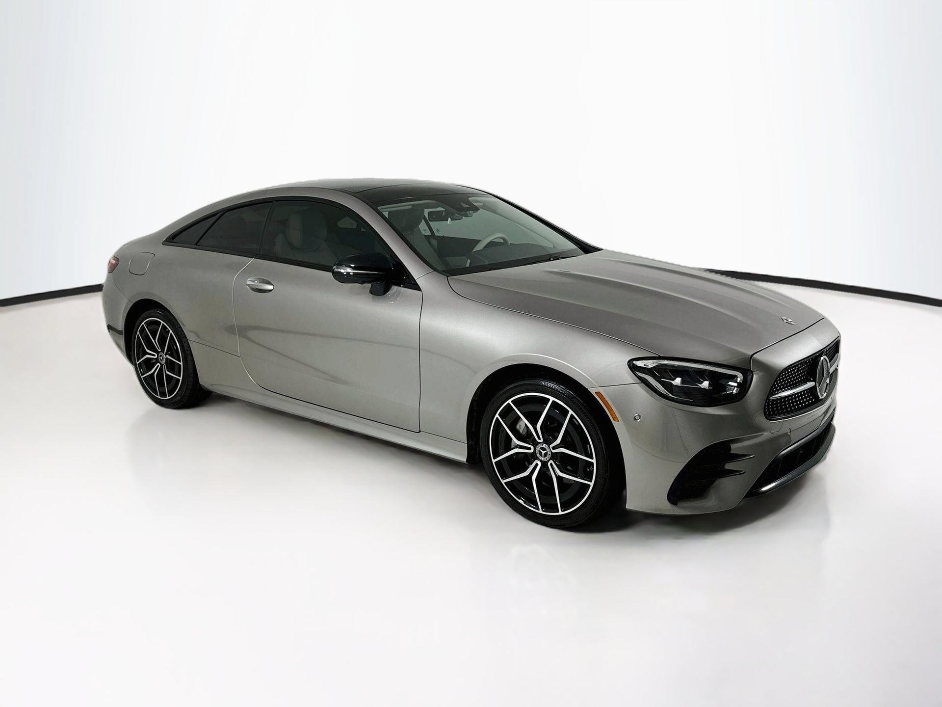 Used 2023 Mercedes-Benz E 450 4MATIC Coupe image 1