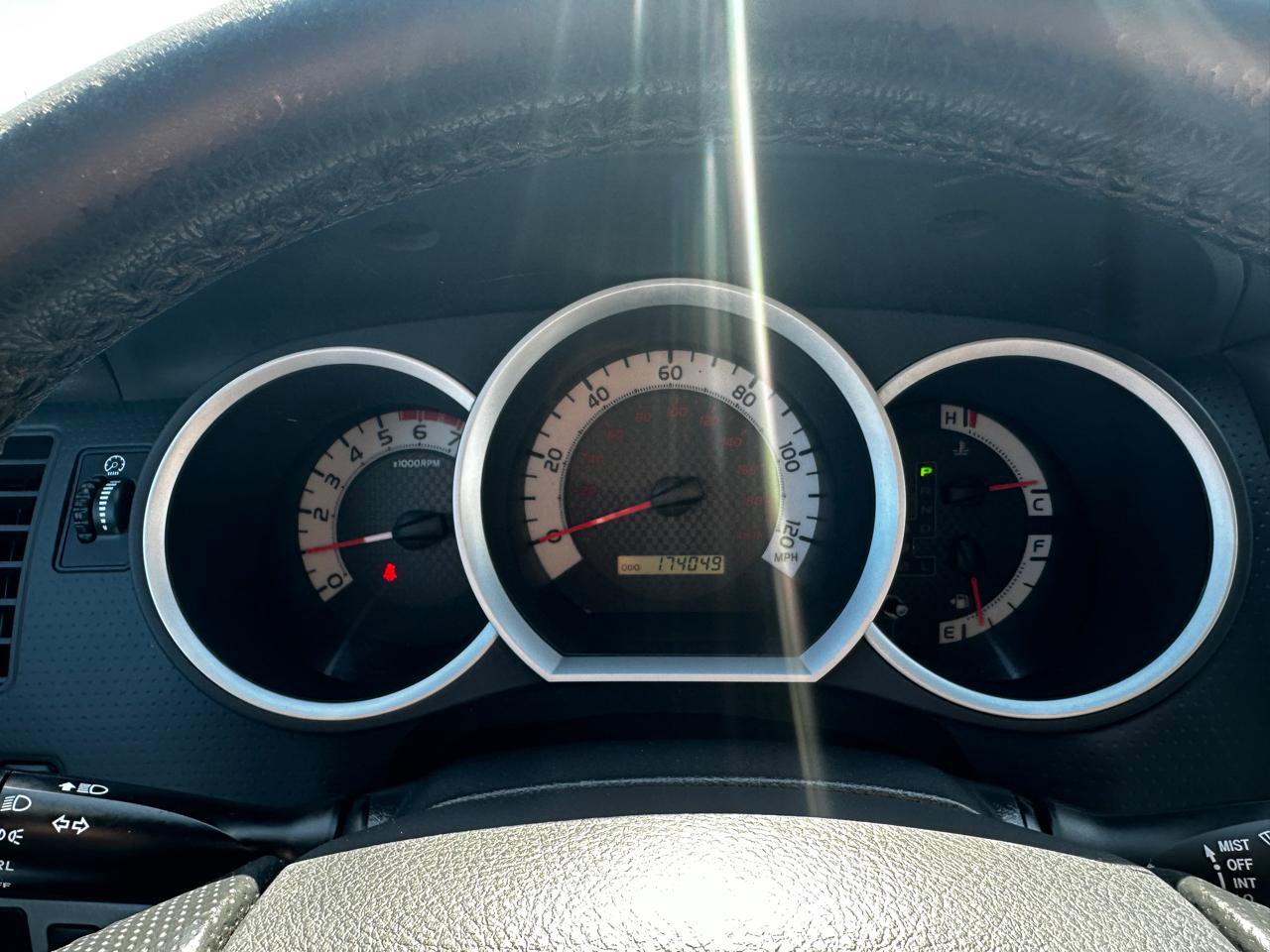 Used 2013 Toyota Tacoma 4x4 Access Cab V6 w/ SR5 Pkg image 10