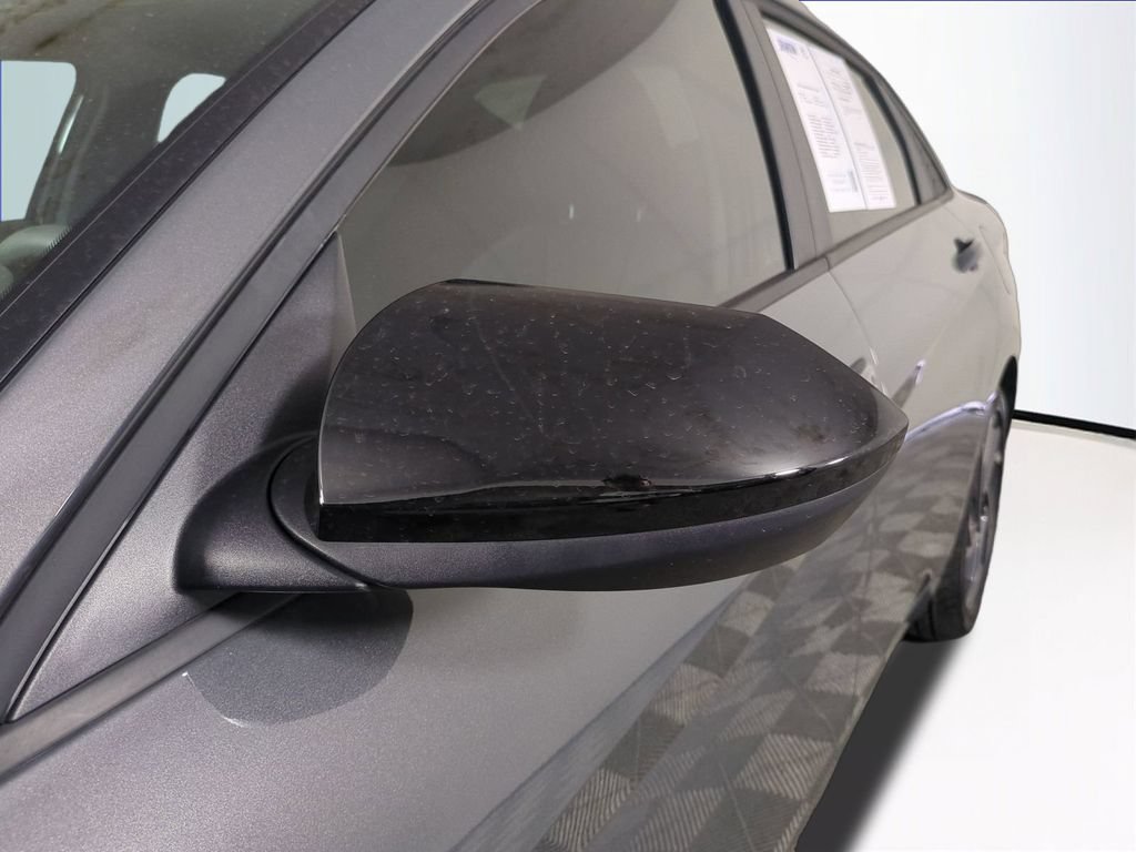 Used 2025 Hyundai Elantra Sport FWD image 12