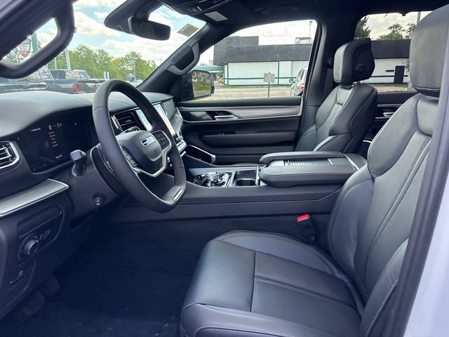 New 2026 Jeep Grand Wagoneer Limited AWD/4WD image 6