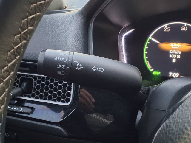 Used 2025 Honda Civic Sport image 13