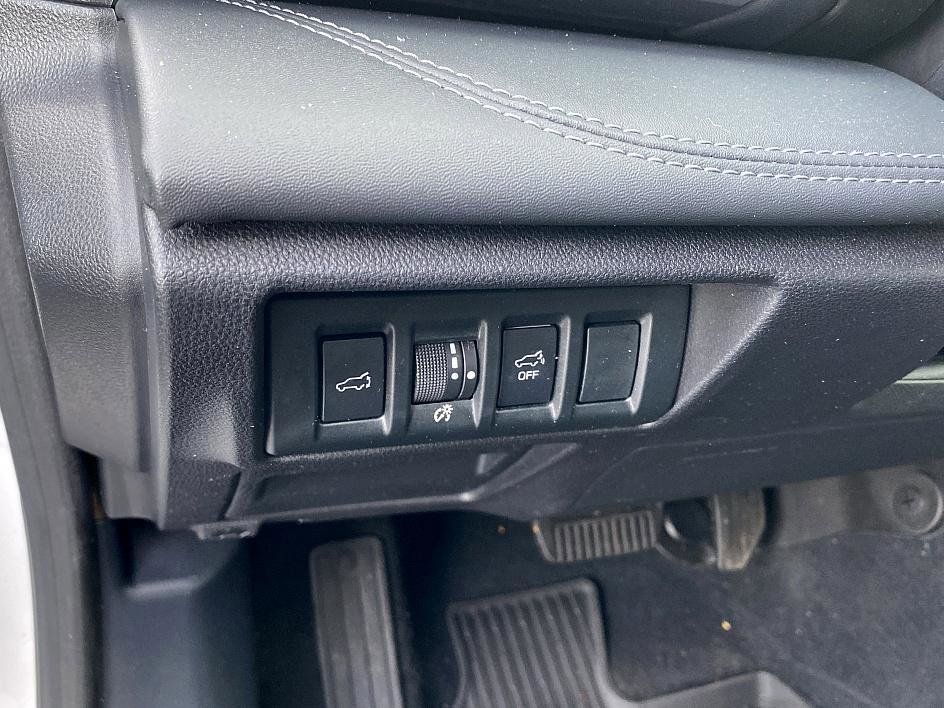 Used 2020 Subaru Outback Limited w/ Popular Package #2 image 10