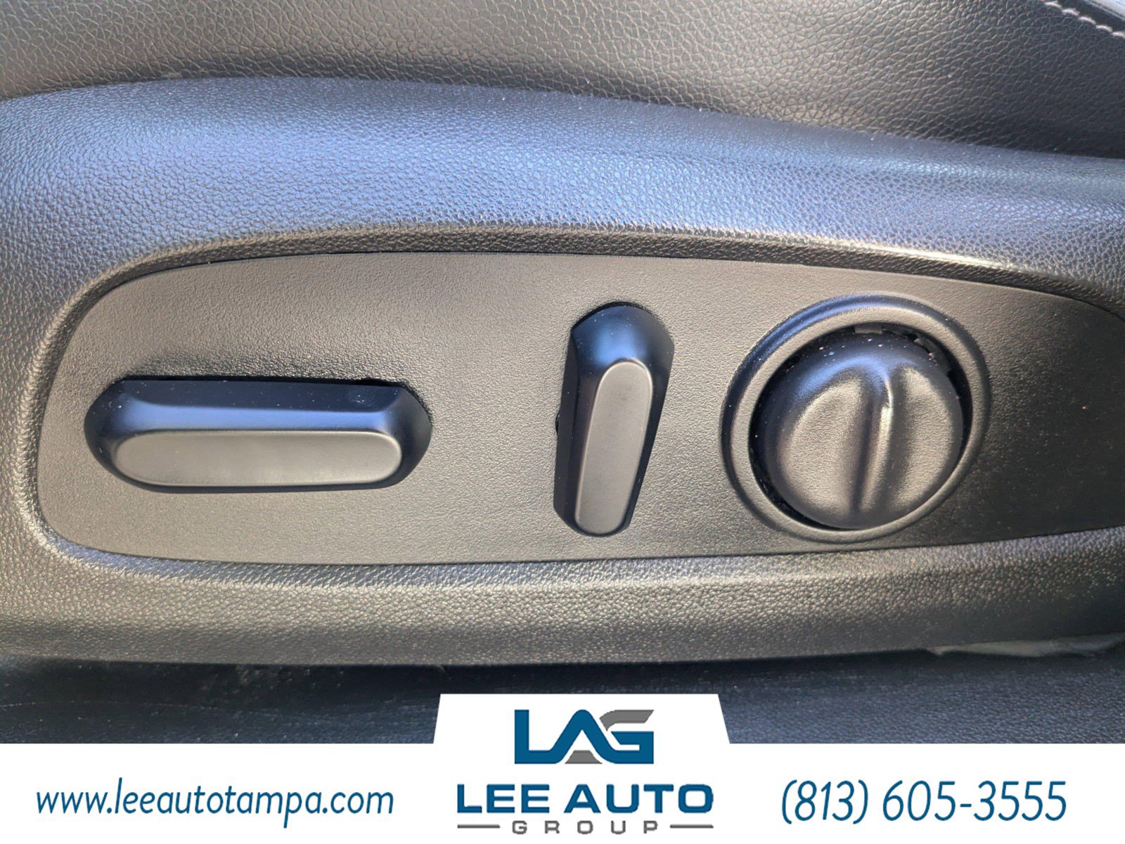 Used 2018 Chevrolet Equinox Premier AWD/4WD image 21