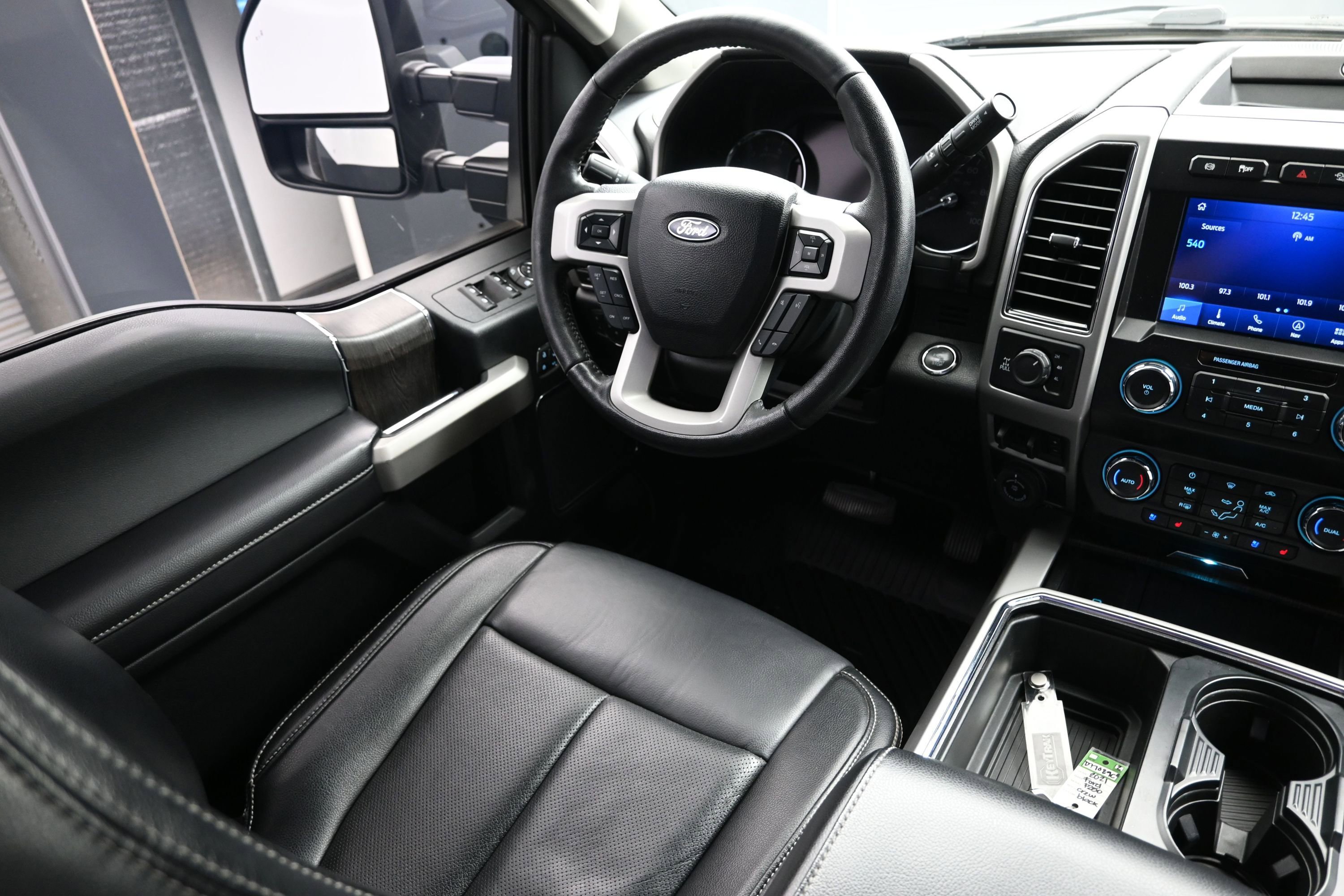 Used 2021 Ford F250 Lariat AWD/4WD image 23