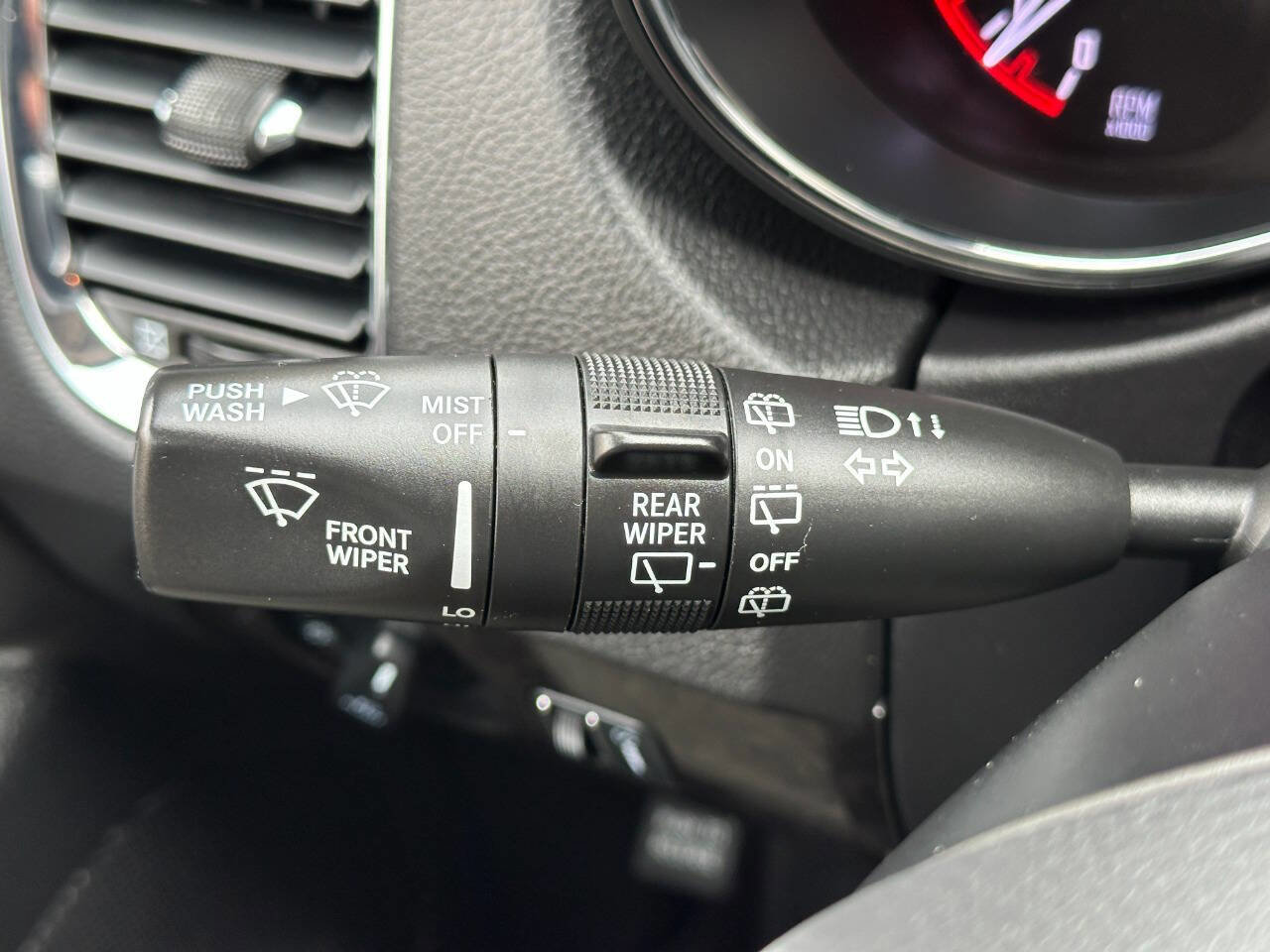 Used 2016 Dodge Durango Limited w/ Nav & Power Liftgate Group image 41