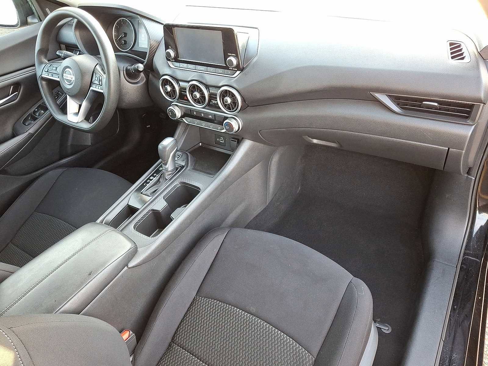 Used 2021 Nissan Sentra S image 32