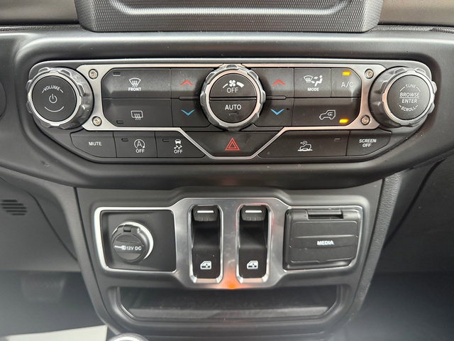 Used 2023 Jeep Wrangler Sport image 22