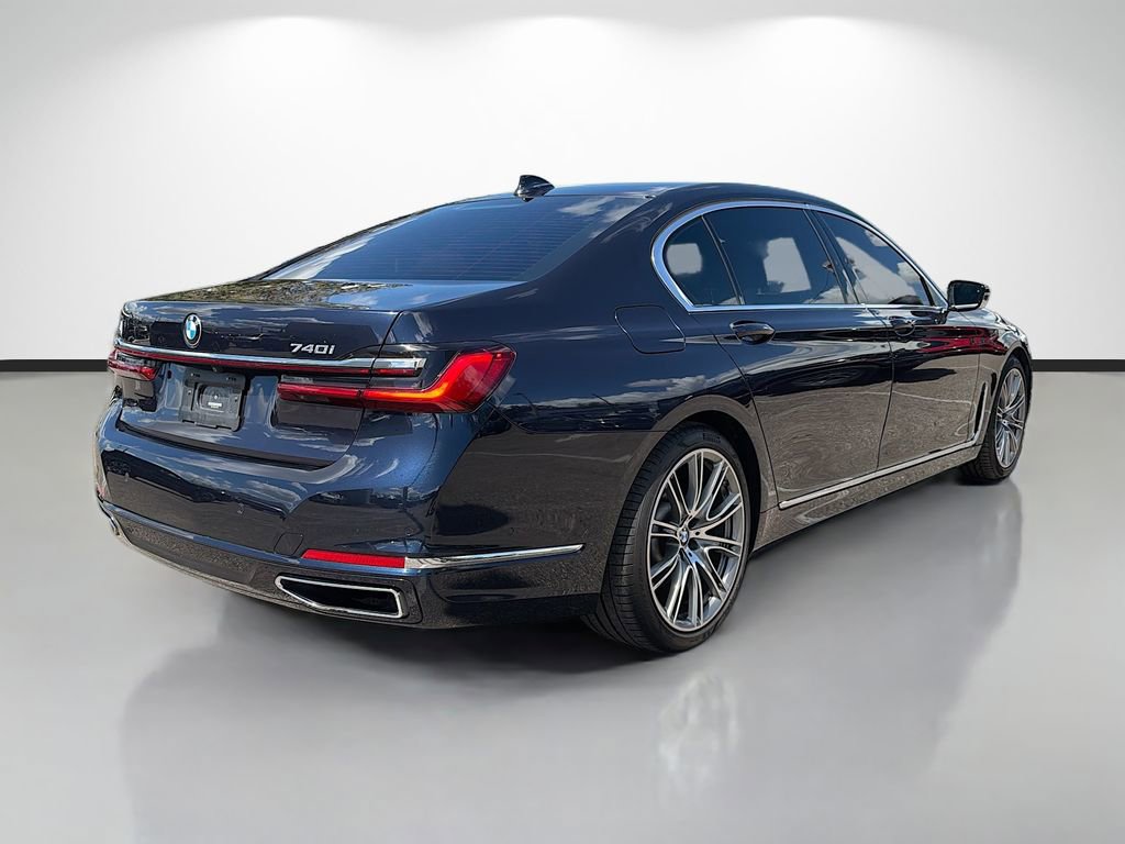 Used 2020 BMW 740i w/ Premium Package image 3
