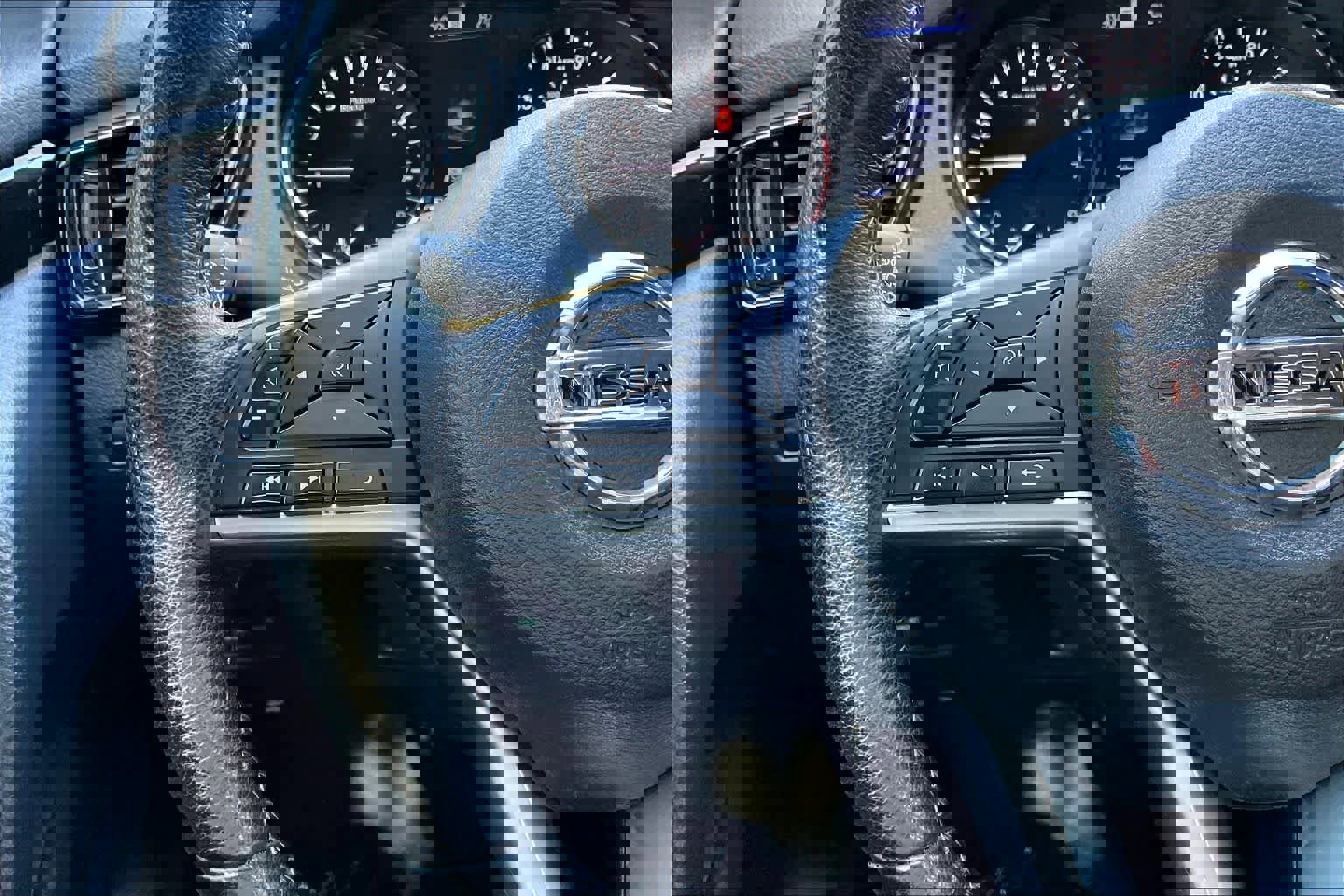 Used 2022 Nissan Rogue Sport SL image 22