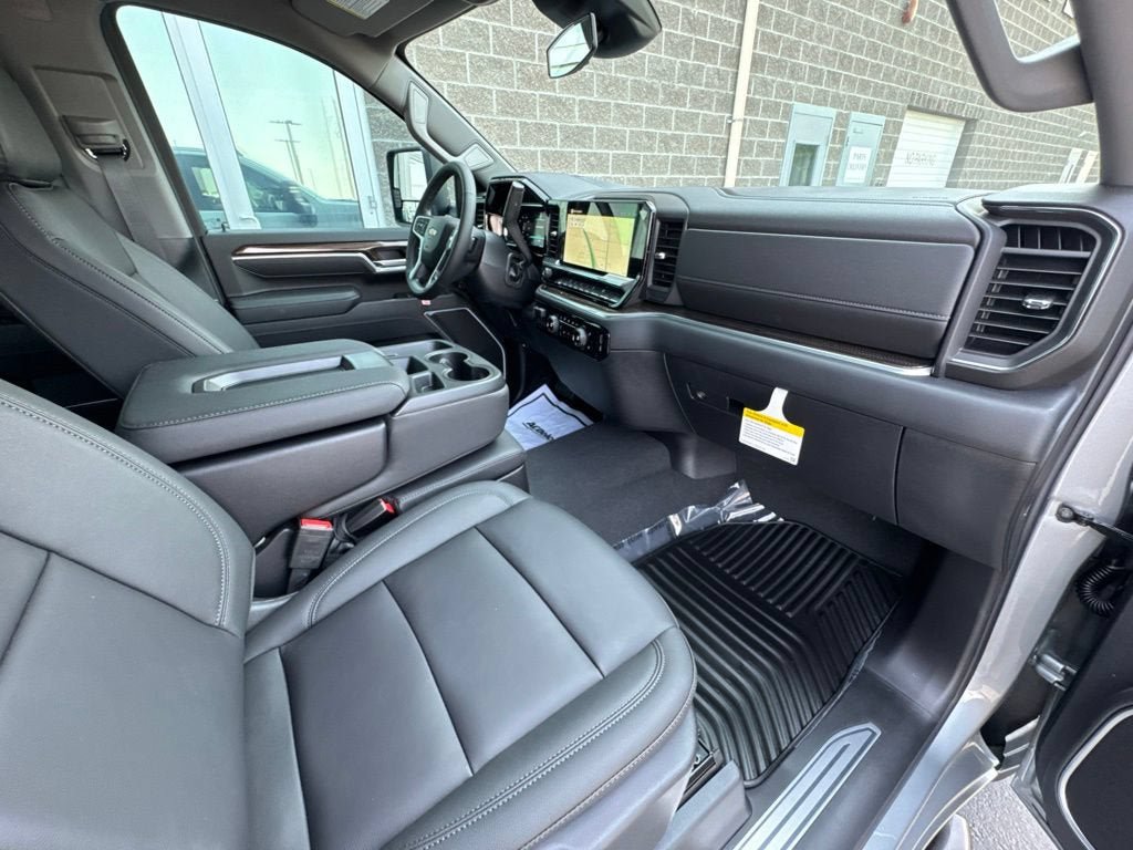 New 2026 Chevrolet Silverado 3500 LT w/ Leather Package AWD/4WD image 41