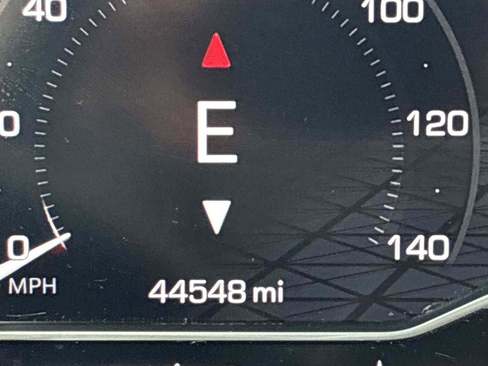 Certified 2024 GMC Sierra 1500 Elevation w/ Elevation Premium Package image 12