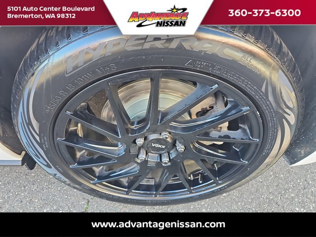 Used 2017 Ford Mustang Coupe image 22