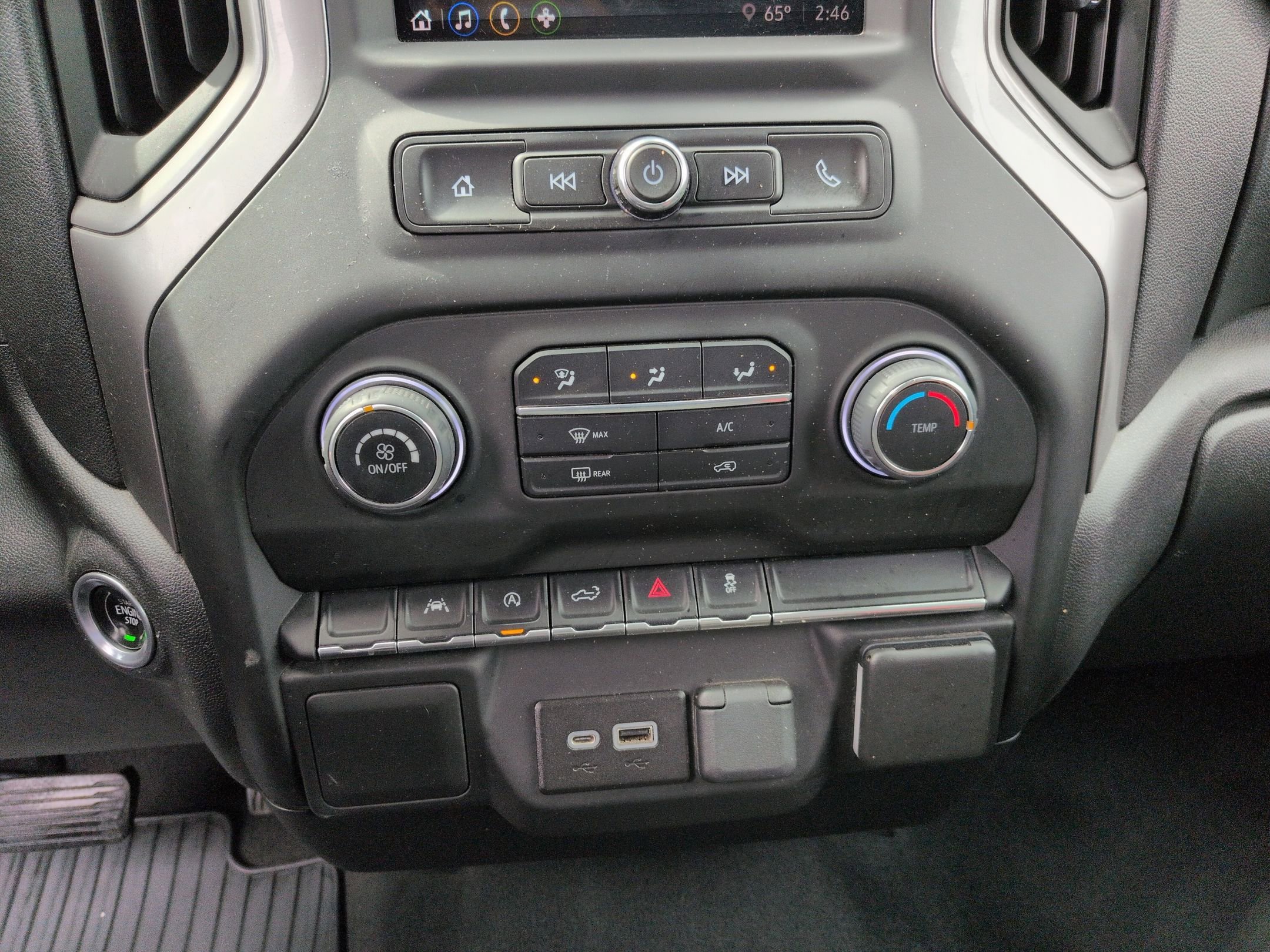 Used 2022 Chevrolet Silverado 1500 Custom image 13