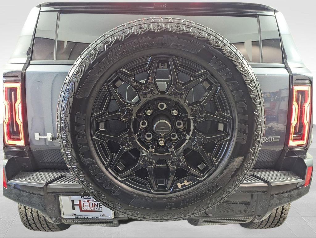 Used 2025 GMC Hummer EV 2X image 22