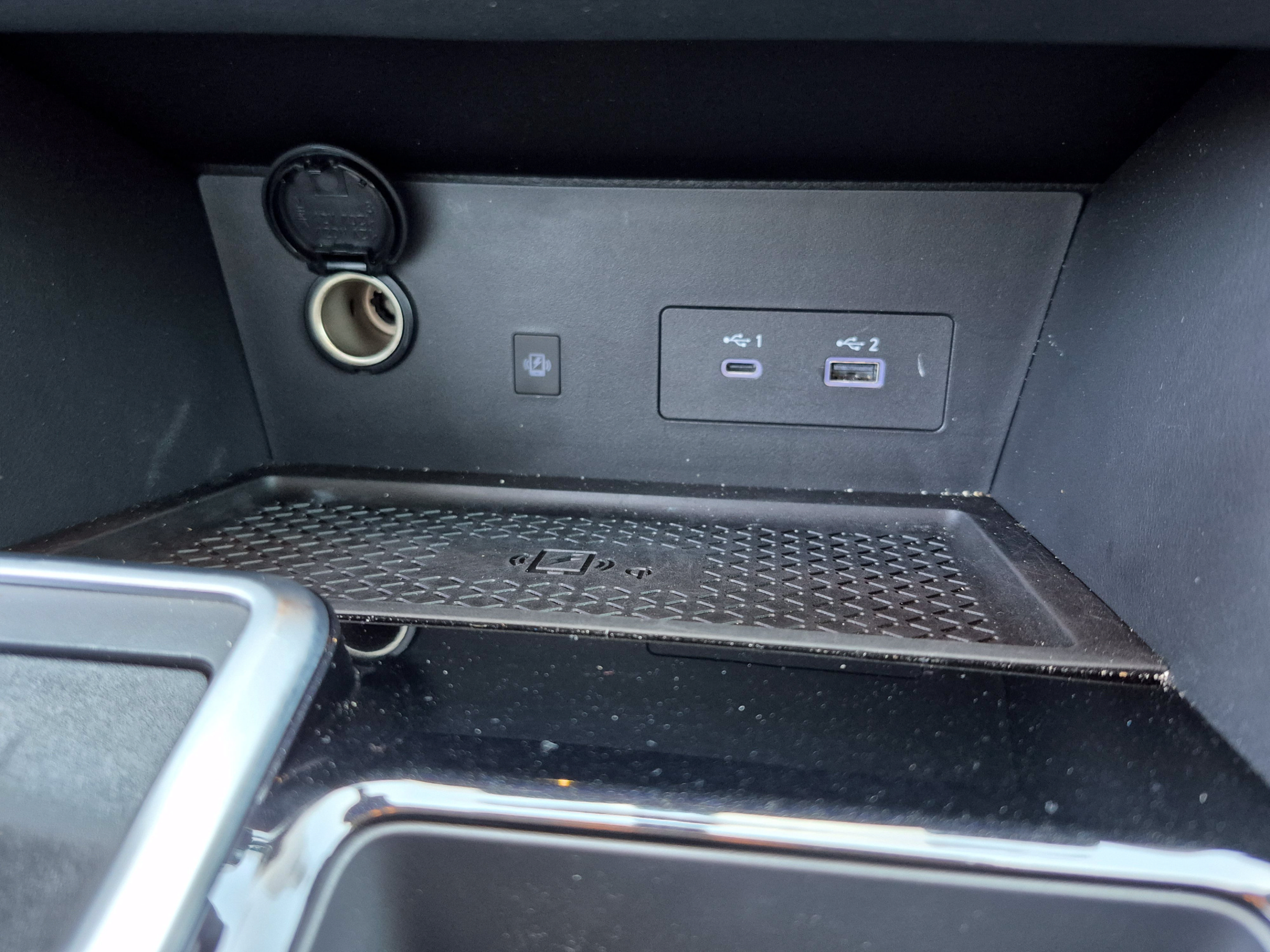 Certified 2025 Nissan Pathfinder SL FWD image 29
