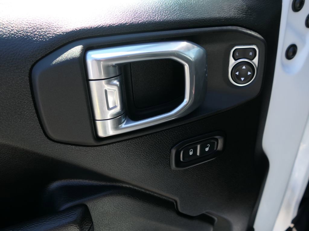 Used 2022 Jeep Wrangler Sport S image 13