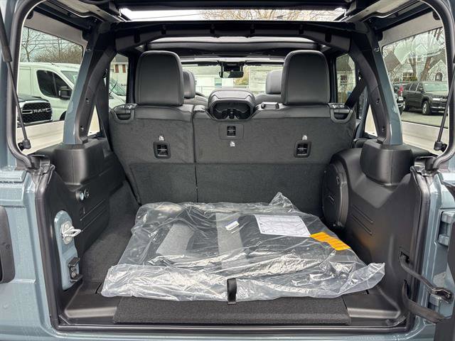 New 2026 Jeep Wrangler Unlimited Rubicon 392 image 4