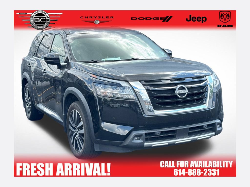 Used 2024 Nissan Pathfinder Platinum w/ Cargo Package