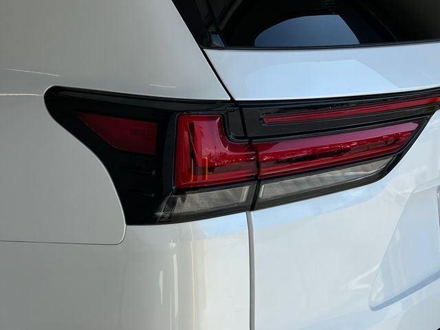 Used 2023 Lexus LX 600 4WD w/ Appearance Package image 18