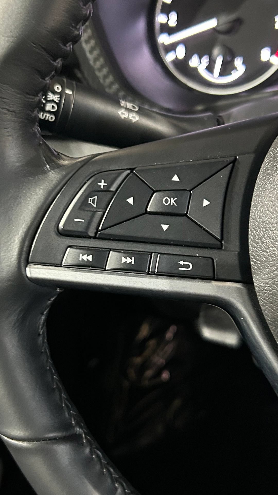 Used 2021 Nissan Sentra SV FWD image 57