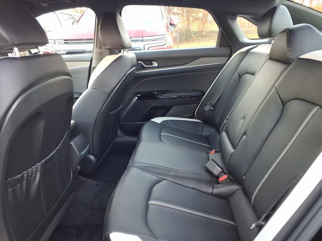 Used 2025 Kia K5 GT-Line w/ GT-Line Premium Package image 19