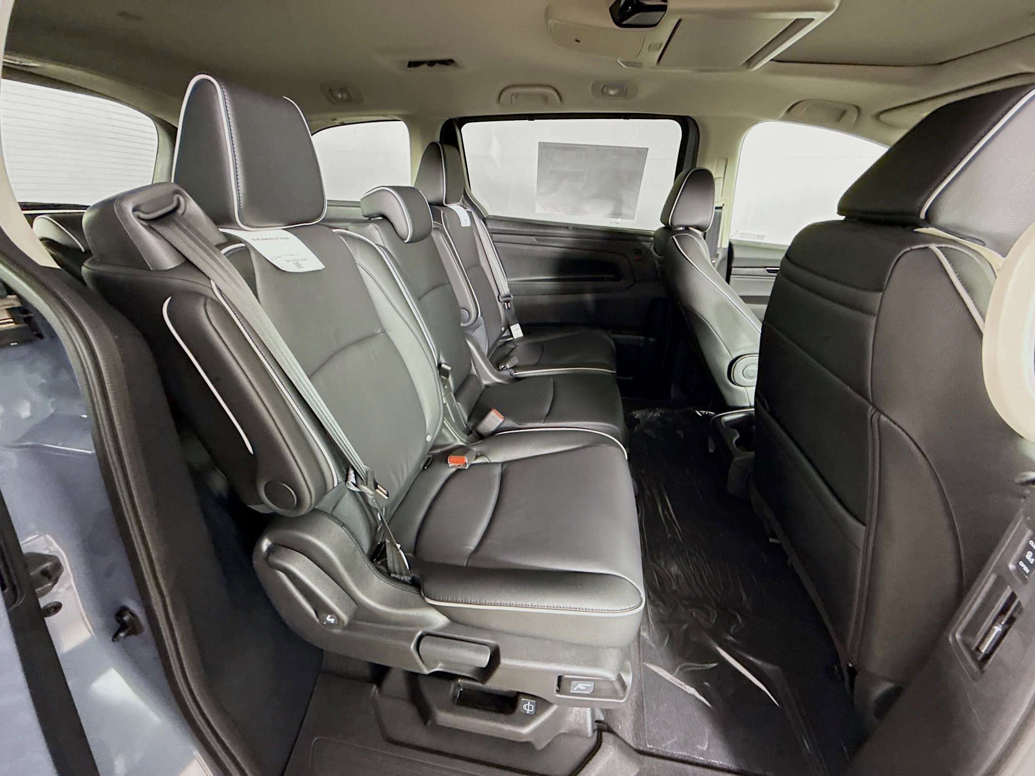 New 2026 Honda Odyssey Touring image 38