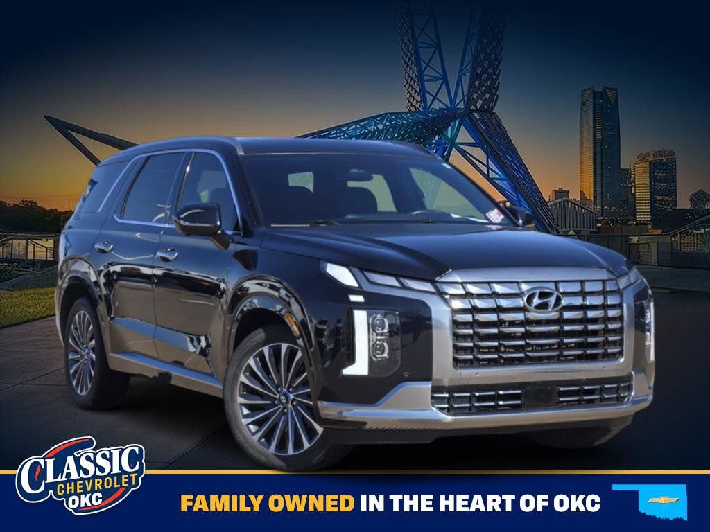Used 2024 Hyundai Palisade Calligraphy image 1