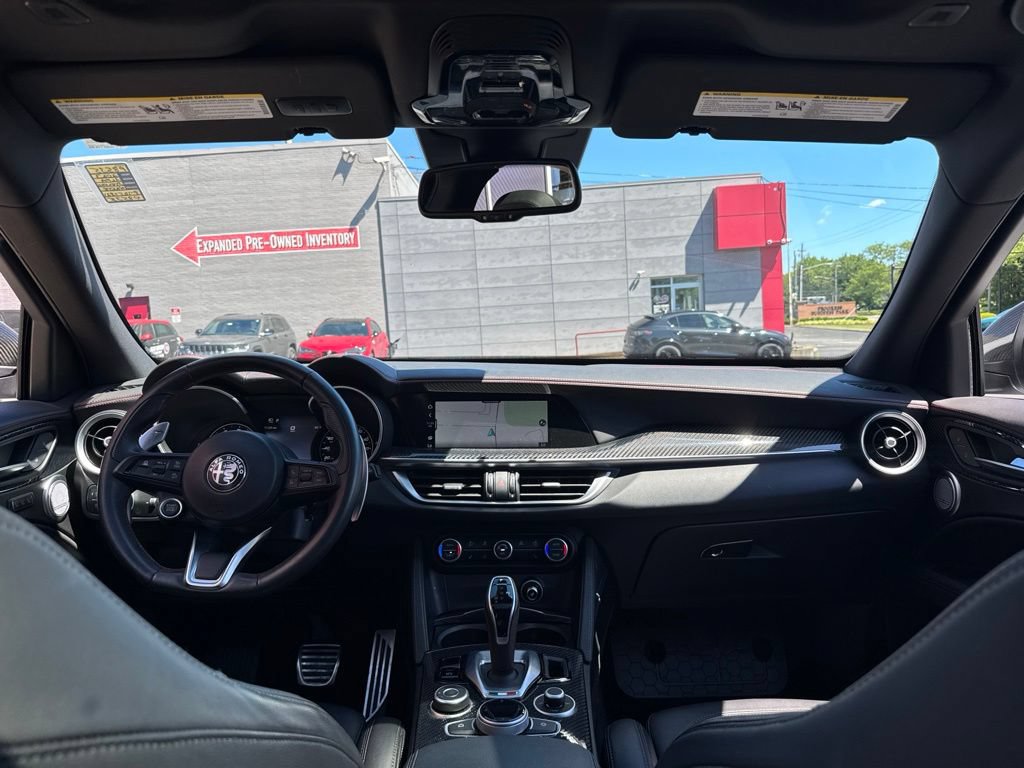 Used 2023 Alfa Romeo Stelvio Estrema AWD/4WD image 35