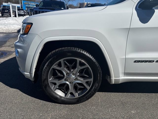Used 2020 Jeep Grand Cherokee Overland image 4