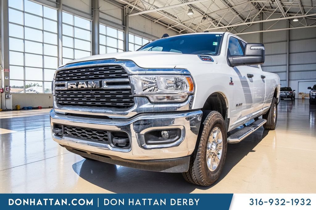 Used 2024 RAM 3500 Big Horn AWD/4WD image 1