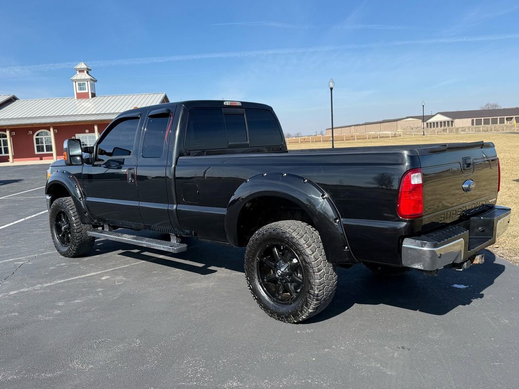 Used 2015 Ford F350 Lariat image 8