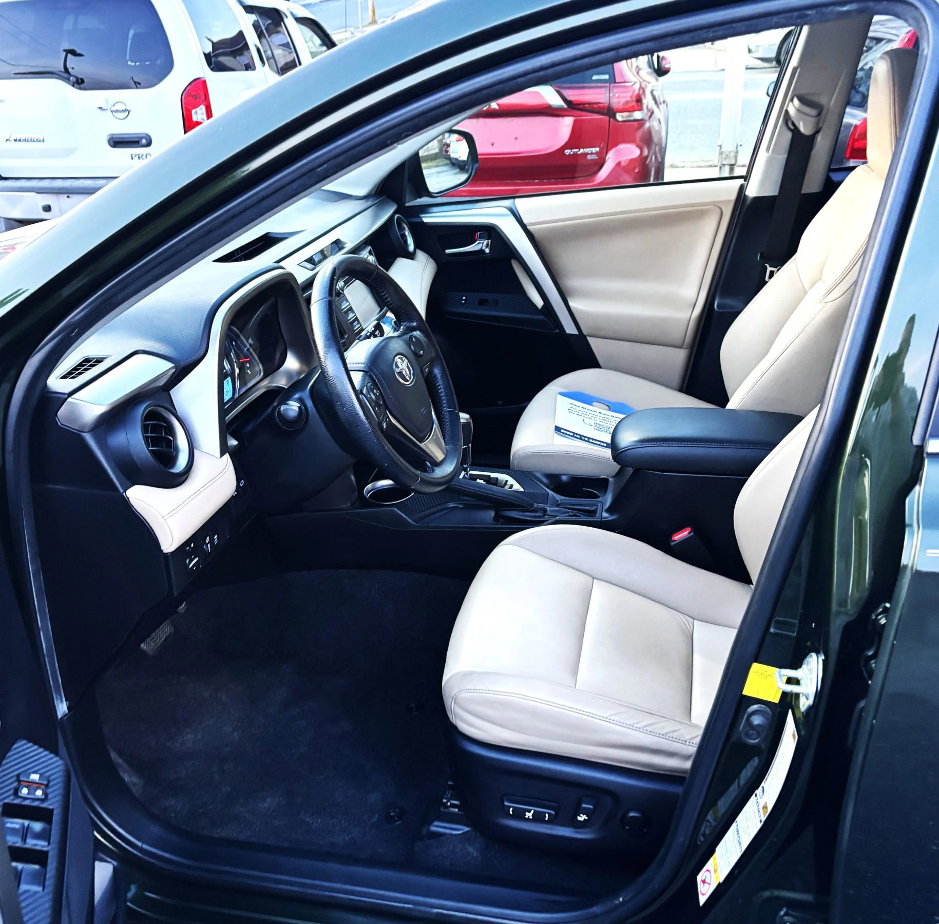 Used 2013 Toyota RAV4 Limited image 14