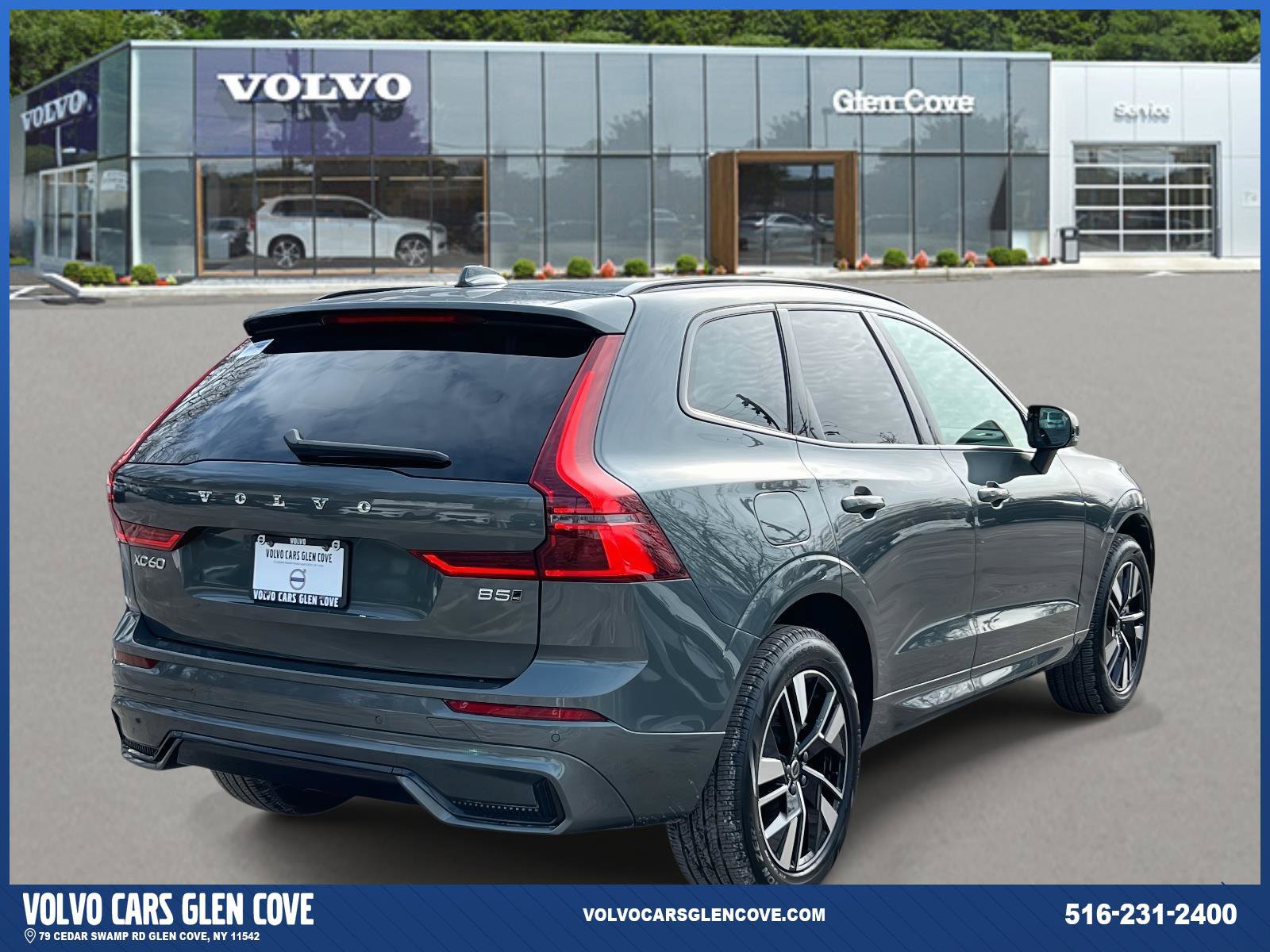 Used 2026 Volvo XC60 B5 Core w/ Climate Package PRO image 5