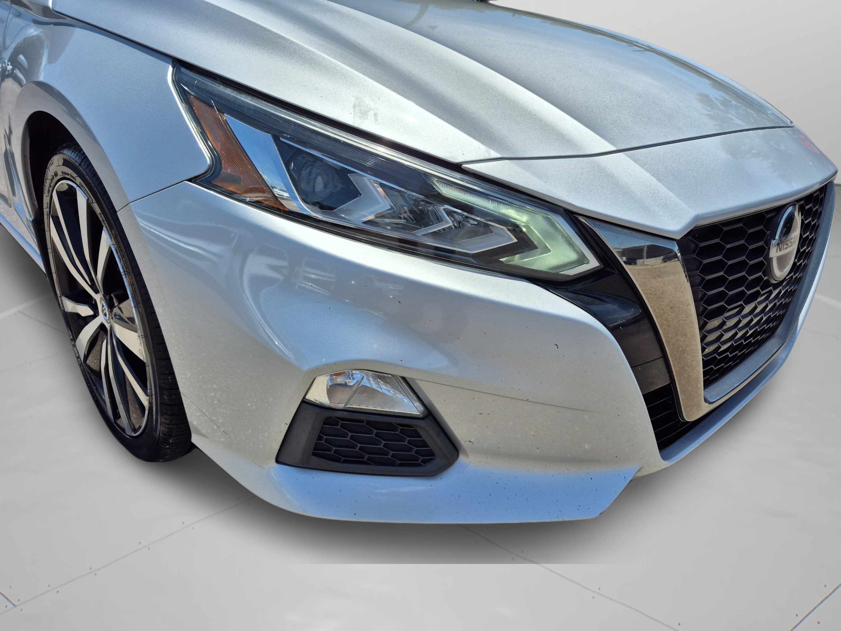 Used 2019 Nissan Altima 2.5 SR FWD image 34