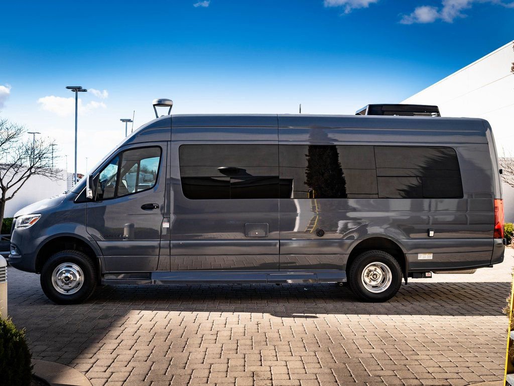 Used 2022 Mercedes-Benz Sprinter 3500 image 5