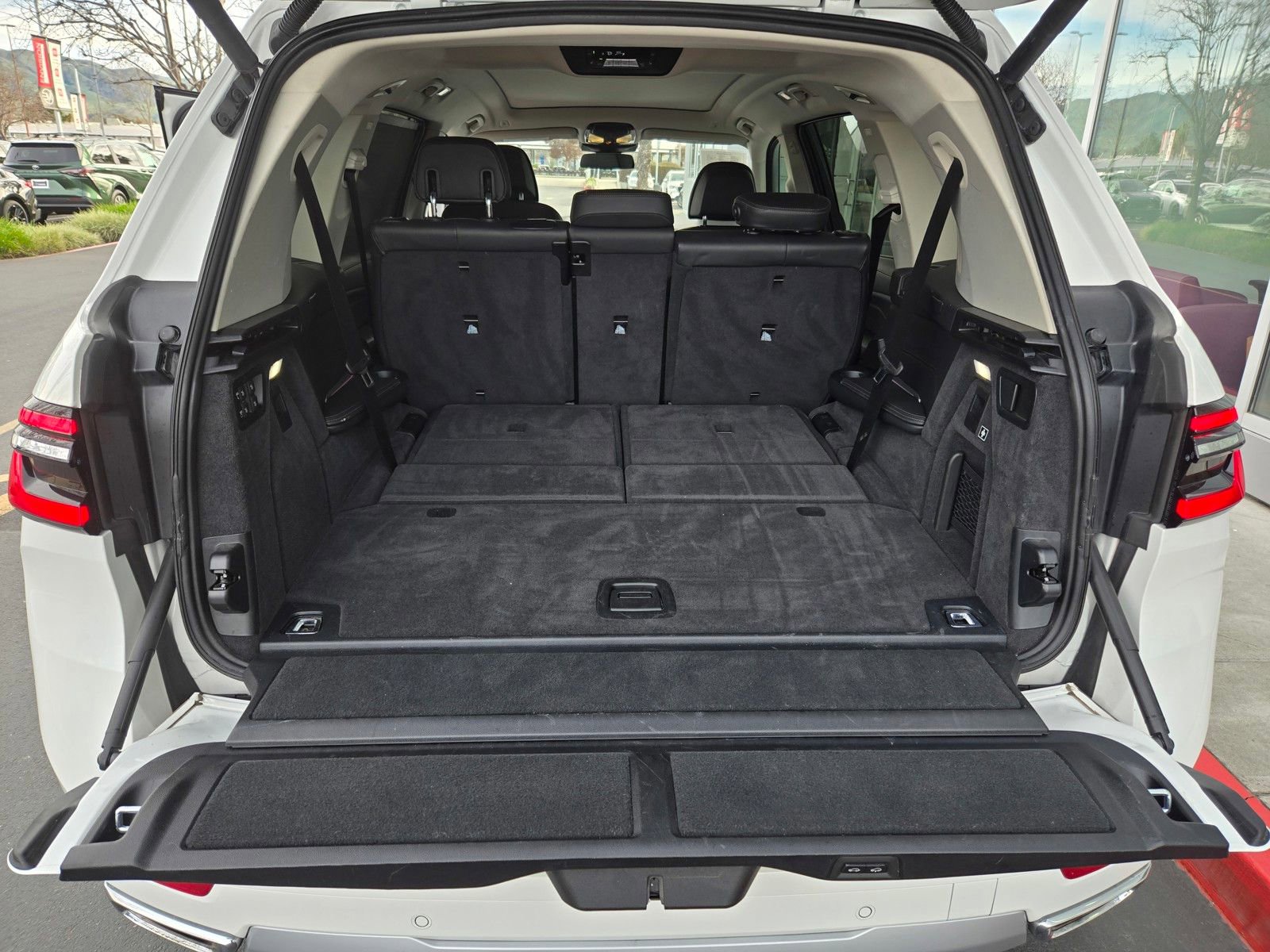 Used 2025 BMW X7 xDrive40i image 29