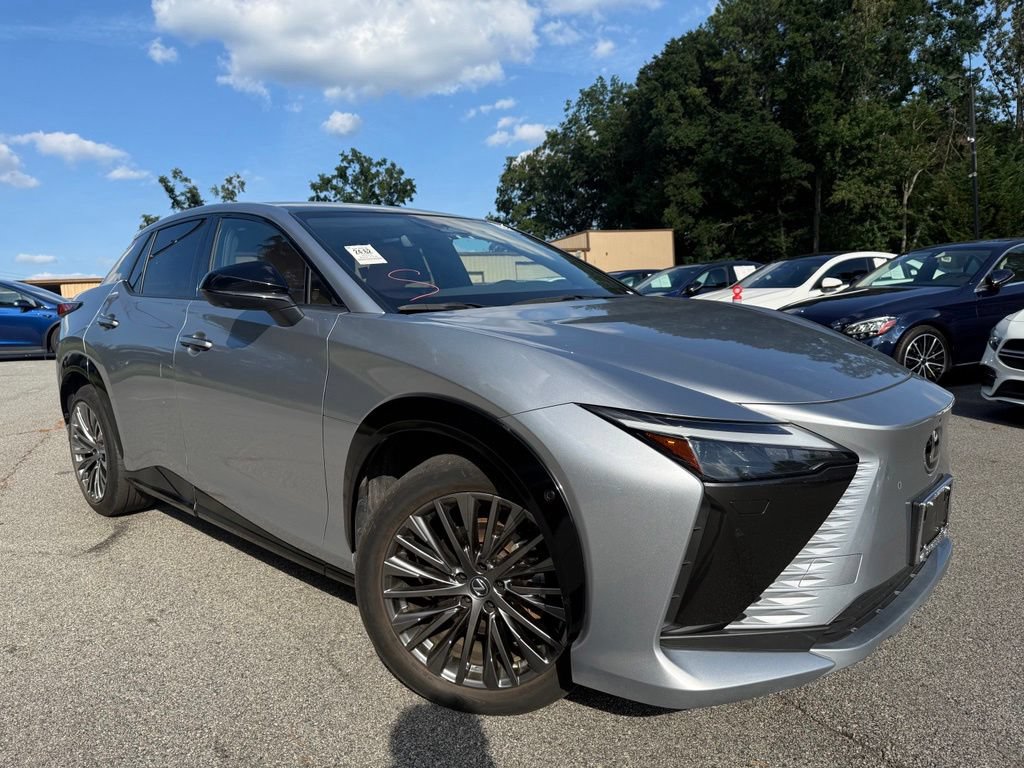Used 2023 Lexus RZ 450e Premium w/ Accessory Package (2T) AWD/4WD image 2