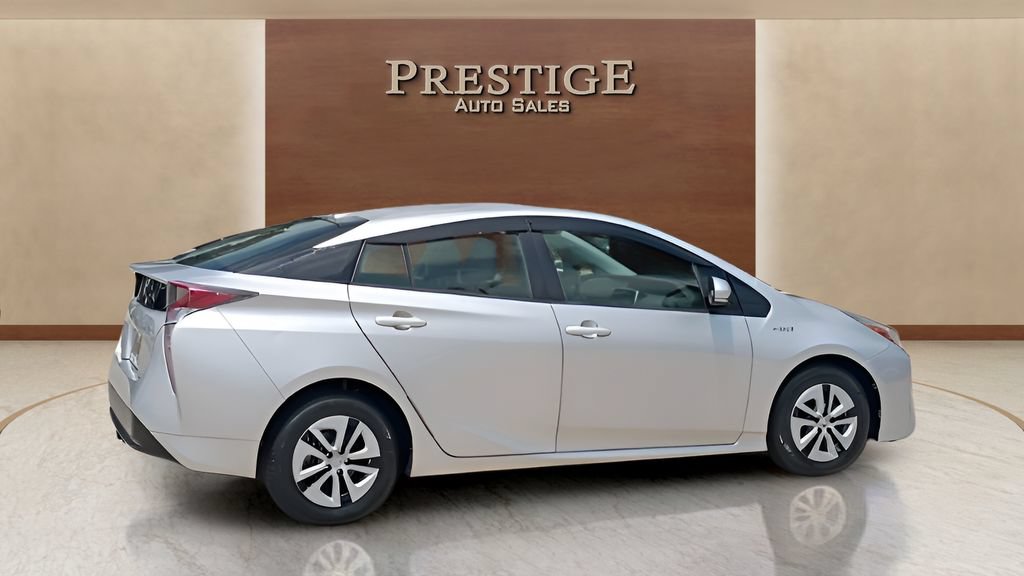 Used 2017 Toyota Prius Three w/ Advanced Technology Package FWD image 23