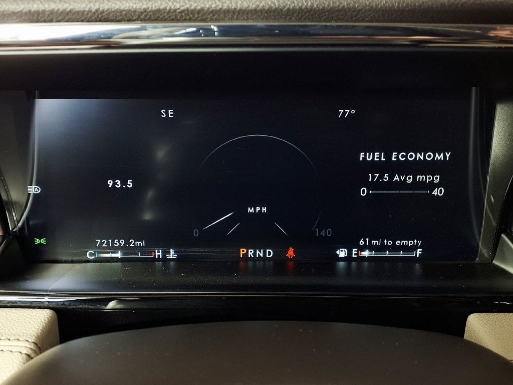 Used 2021 Lincoln Navigator Reserve w/ Luxury Package RWD image 19