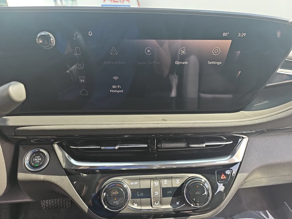Used 2024 Buick Envista Sport Touring w/ Convenience I Package FWD image 25