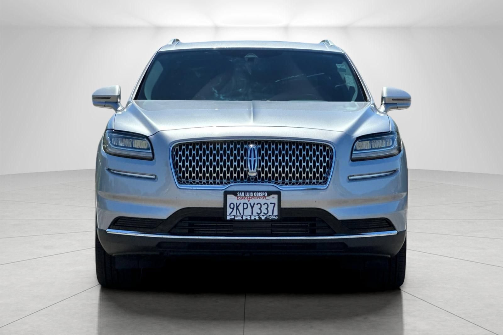 Used 2023 Lincoln Nautilus Reserve w/ Luxury Package FWD image 8