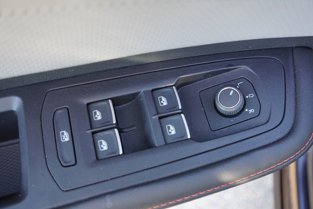 Used 2024 Volkswagen Atlas Peak Edition SEL image 25